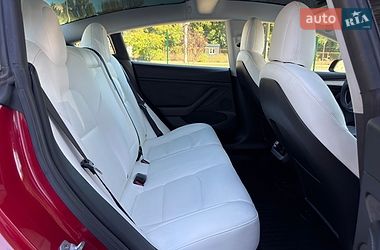 Седан Tesla Model 3 2021 в Вінниці