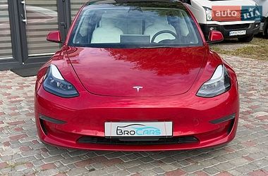 Седан Tesla Model 3 2021 в Вінниці
