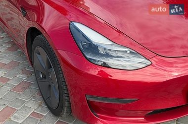 Седан Tesla Model 3 2021 в Вінниці