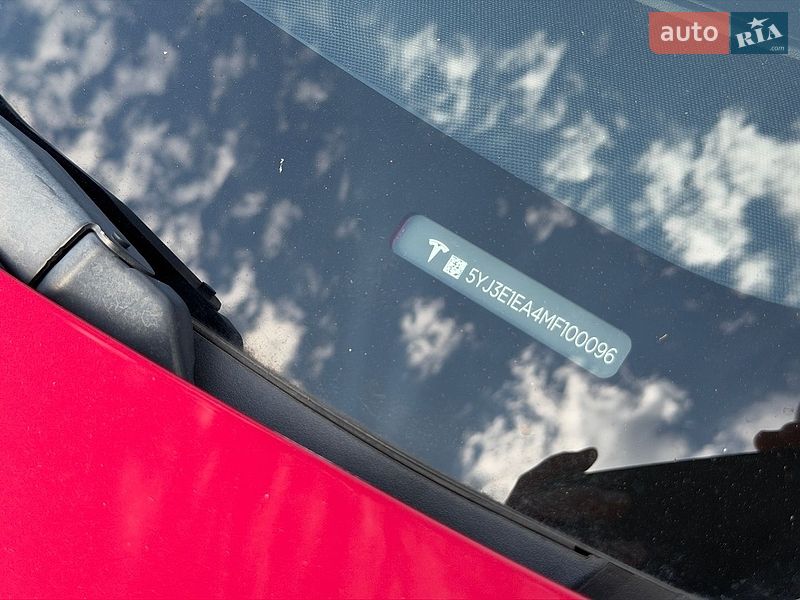 Седан Tesla Model 3 2021 в Вінниці