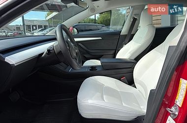 Седан Tesla Model 3 2021 в Вінниці