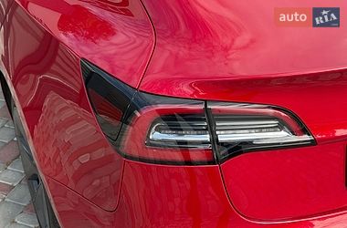 Седан Tesla Model 3 2021 в Вінниці
