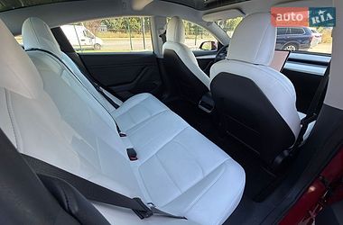 Седан Tesla Model 3 2021 в Вінниці