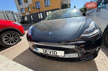 Седан Tesla Model 3 2018 в Києві