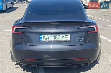 Седан Tesla Model 3 2024 в Киеве
