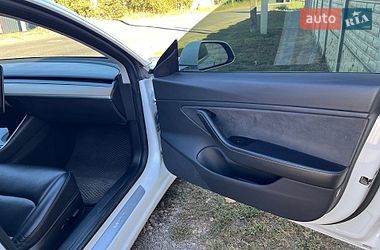 Седан Tesla Model 3 2018 в Полтаве