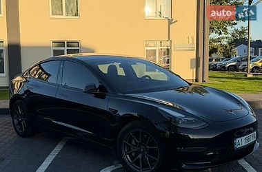 Седан Tesla Model 3 2022 в Києві