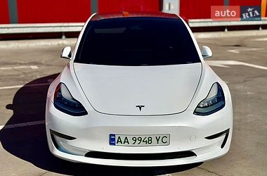 Седан Tesla Model 3 2018 в Киеве