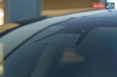Седан Tesla Model 3 2021 в Львове