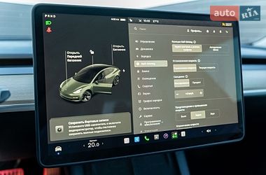 Седан Tesla Model 3 2021 в Львове