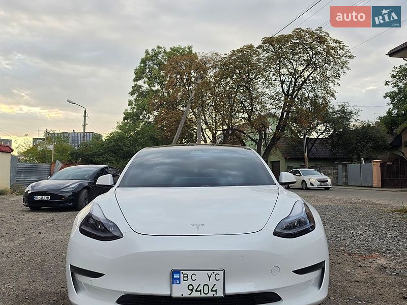 Седан Tesla Model 3 2021 в Львові фото Седан Tesla Model 3 2021 в Львові