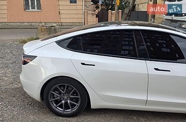 Седан Tesla Model 3 2021 в Львові фото 8 Седан Tesla Model 3 2021 в Львові