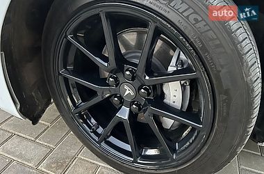 Седан Tesla Model 3 2021 в Одессе
