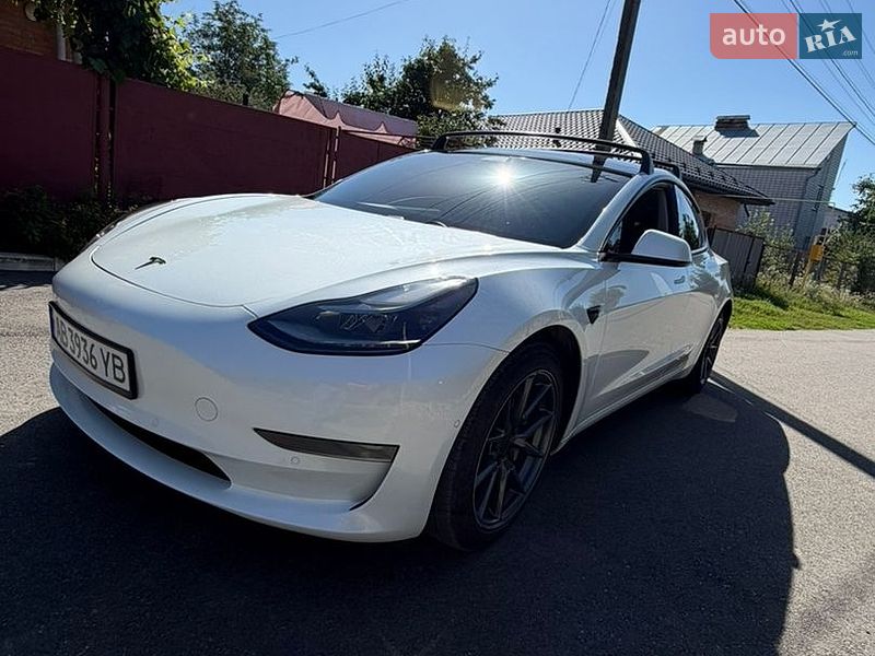 Tesla Model 3 2021