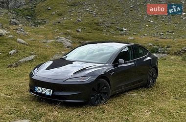 Седан Tesla Model 3 2025 в Одесі