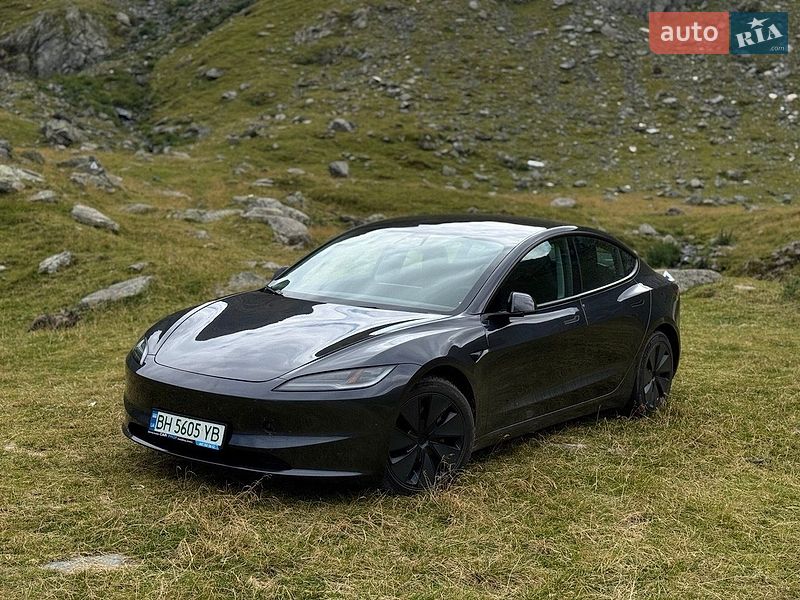 Седан Tesla Model 3 2025 в Одесі
