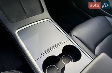 Седан Tesla Model 3 2020 в Коломиї фото 48 Седан Tesla Model 3 2020 в Коломиї