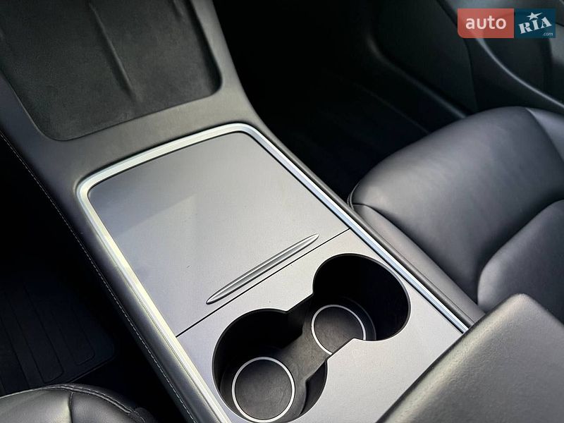 Седан Tesla Model 3 2020 в Коломиї фото 48 Седан Tesla Model 3 2020 в Коломиї