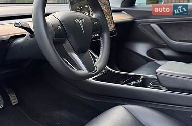 Седан Tesla Model 3 2019 в Хмельницькому