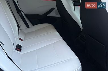 Седан Tesla Model 3 2025 в Києві
