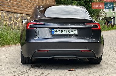 Седан Tesla Model 3 2025 в Самборе