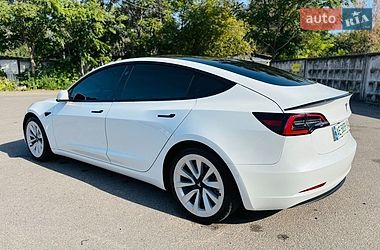 Седан Tesla Model 3 2021 в Покрові