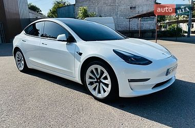 Седан Tesla Model 3 2021 в Покрове