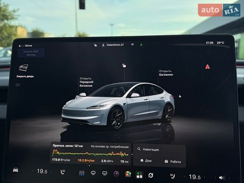 Седан Tesla Model 3 2024 в Киеве