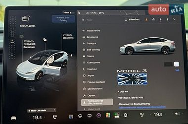 Седан Tesla Model 3 2024 в Киеве