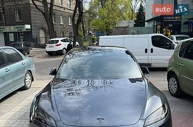 Седан Tesla Model 3 2024 в Києві