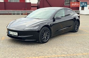 Седан Tesla Model 3 2024 в Львові
