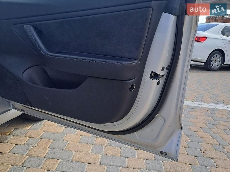 Седан Tesla Model 3 2018 в Чорткове