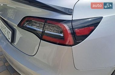 Седан Tesla Model 3 2018 в Чорткове