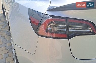Седан Tesla Model 3 2018 в Чорткове
