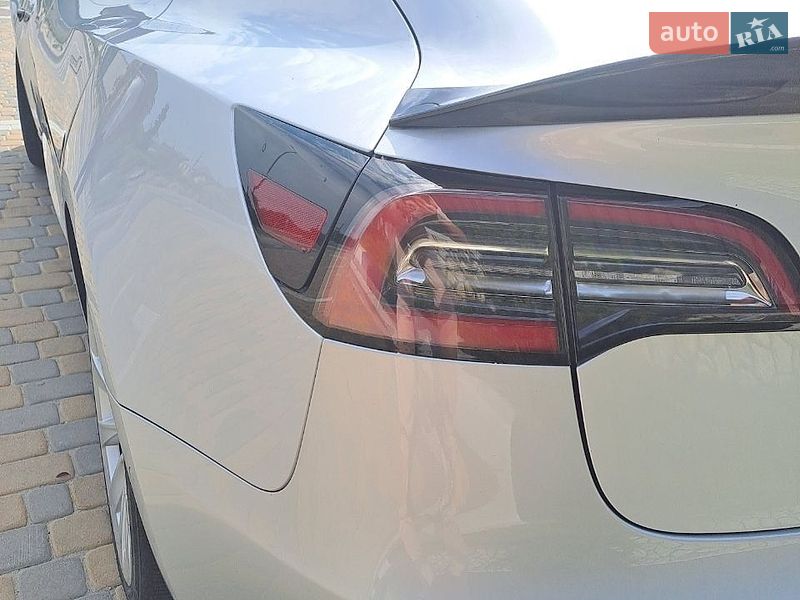 Седан Tesla Model 3 2018 в Чорткове