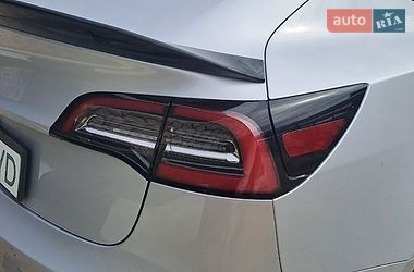 Седан Tesla Model 3 2018 в Чорткове