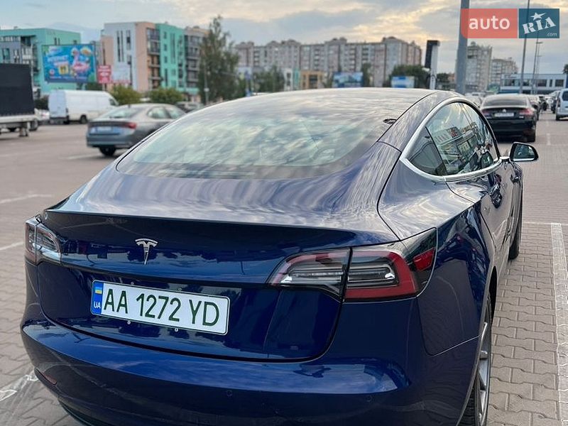 Седан Tesla Model 3 2018 в Софиевской Борщаговке