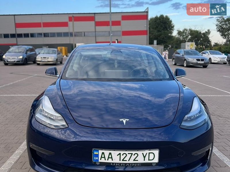 Седан Tesla Model 3 2018 в Софиевской Борщаговке