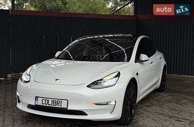 Седан Tesla Model 3 2018 в Ірпені