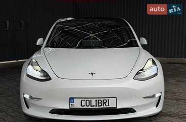 Седан Tesla Model 3 2018 в Ірпені