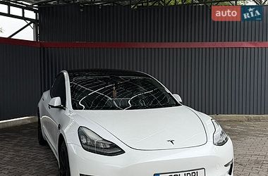 Седан Tesla Model 3 2018 в Ірпені