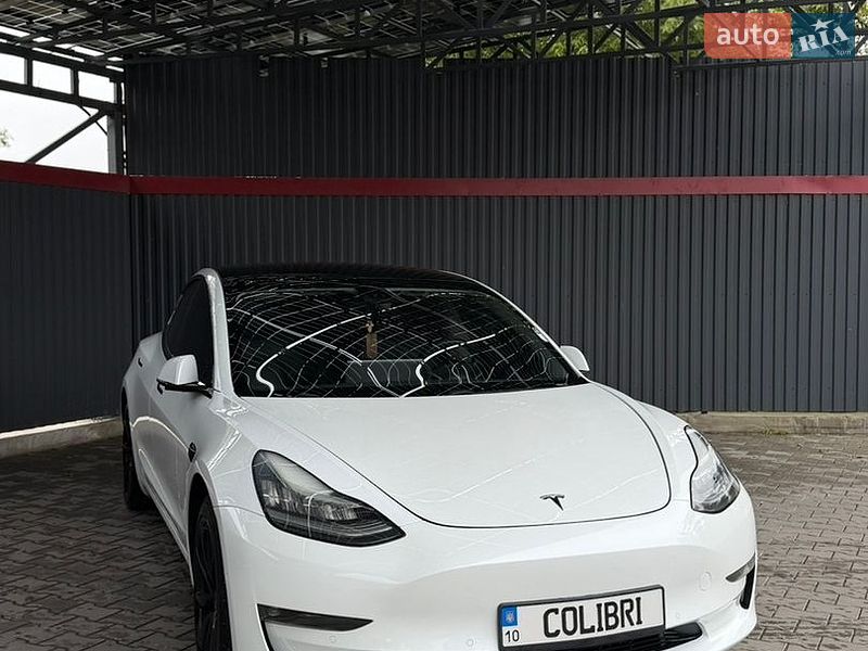 Седан Tesla Model 3 2018 в Ірпені