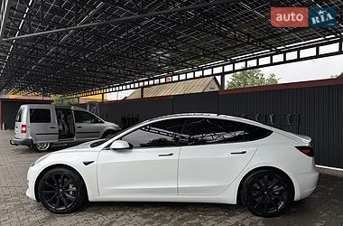 Седан Tesla Model 3 2018 в Ірпені