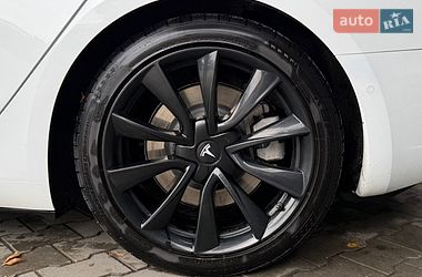 Седан Tesla Model 3 2018 в Ірпені