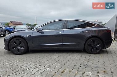 Седан Tesla Model 3 2019 в Хмельницком