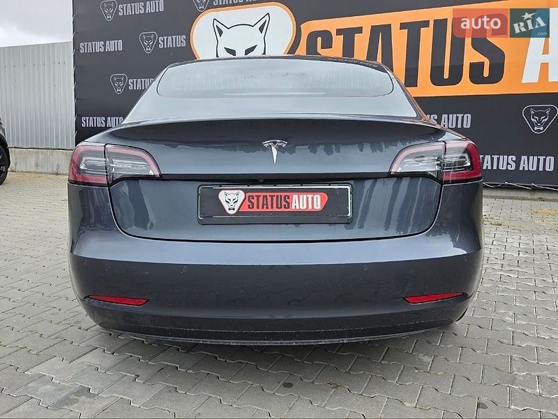 Седан Tesla Model 3 2019 в Хмельницком