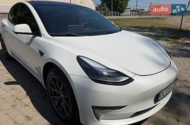 Седан Tesla Model 3 2021 в Черновцах фото 5 Седан Tesla Model 3 2021 в Черновцах