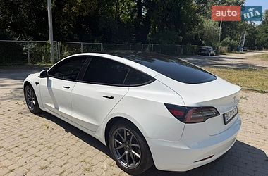 Седан Tesla Model 3 2021 в Черновцах фото 11 Седан Tesla Model 3 2021 в Черновцах