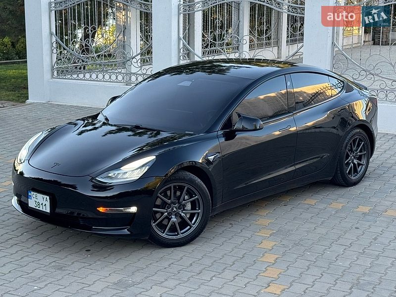 Седан Tesla Model 3 2019 в Одессе
