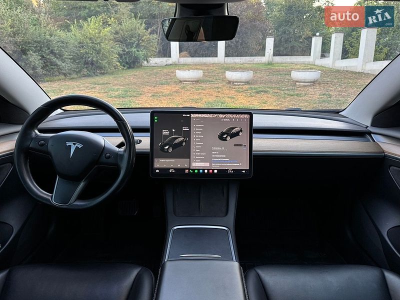 Седан Tesla Model 3 2019 в Одессе